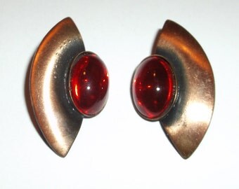 Vintage Pierced Earrings Copper Pierce Stud Earring with Red Cabochons Fashion Earrings Ruby Art Deco Modern Sculpture Abstract Art Native