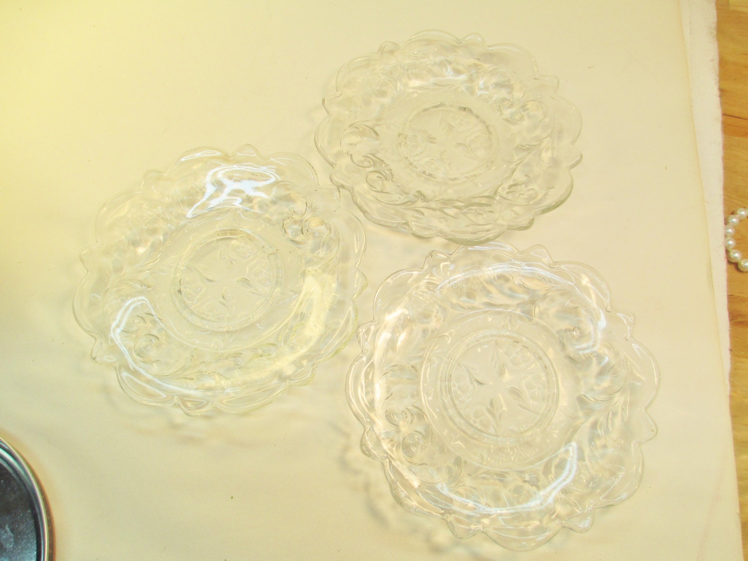 Crystal Cut Clear Glass Dessert / Salad / Luncheon Plates Set