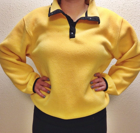 Yellow fleece pullover Clearance