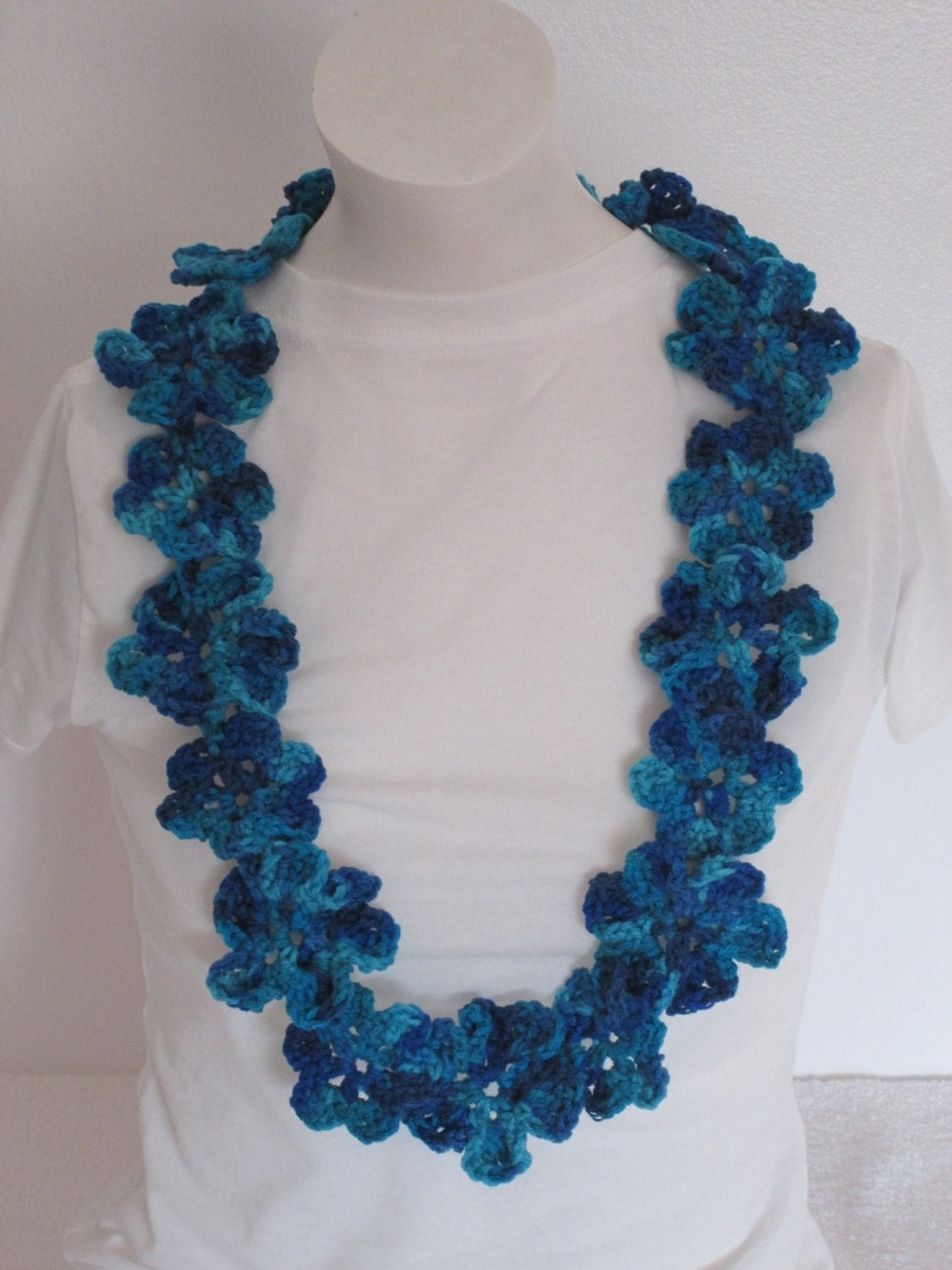 Hawaiian Yarn LeiFlora Flower Graduation Lei Great for