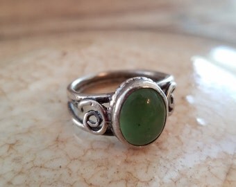Green ring jade ring Sterling silver ring jade gemstone Jade sterling silver ring size 5.25 green ring NZ1830