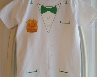 Odd Squad Oscar T-shirt with Badge