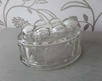 Glass Jelly Mould or Jello Mold! 1960's Mid Century English, Ideal for Jelly, Jello. 6.5" x 4.25" x 4" high, Immaculate Condition!