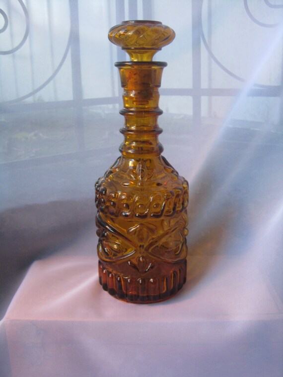 Vintage 1973 Jim Beam Collectible Decanter in Amber Glass