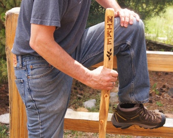 Personalized Hiking Stick, Walking Stick/Girlfriend Gift/Boyfriend Gift/Fathers Day/Guy Gift/ Couple Gift/Kids Gift