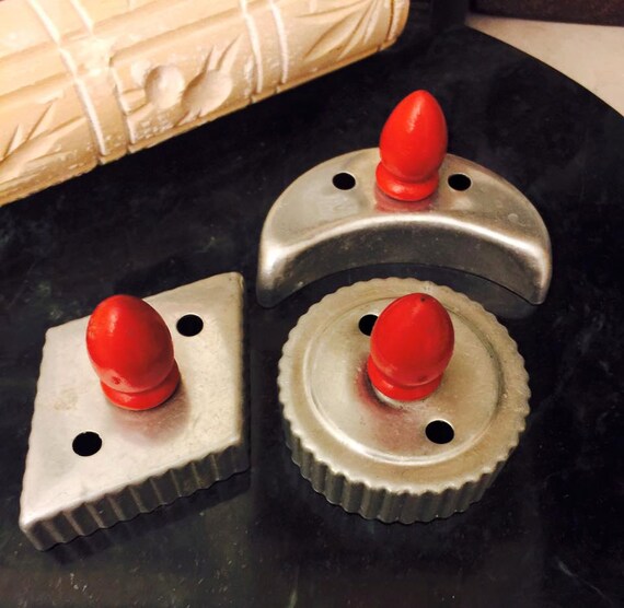Vintage Cookie Cutters with Wooden Handles / by BookishnessCrafts
