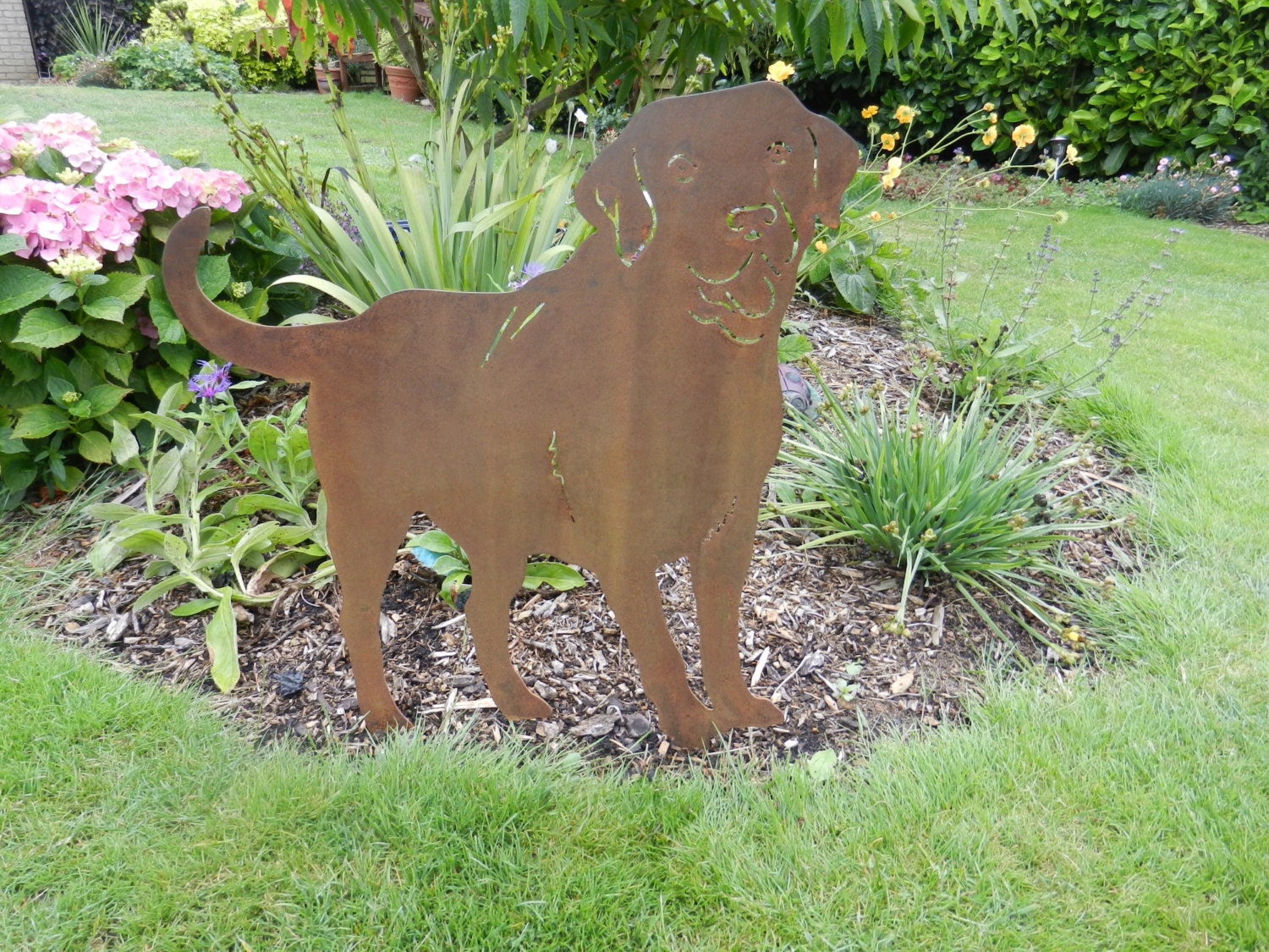 Rusty Labrador / Rusty Metal Garden Art / Labrador gift / Dog