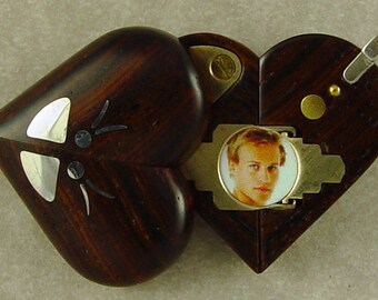 Illusionist Locket 4552 Thin Magic Heart Butterfly Pendent Necklace By Illusion Lockets