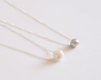 Floating Pearl Necklace Single Pearl Necklace Gift for Her Bridesmaid Gift Bridesmaid Necklace Minimalist Necklace Simple Everyday 0220