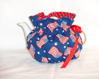 2 Cup Pretty Patriotic Reversbile Teapot Cozy