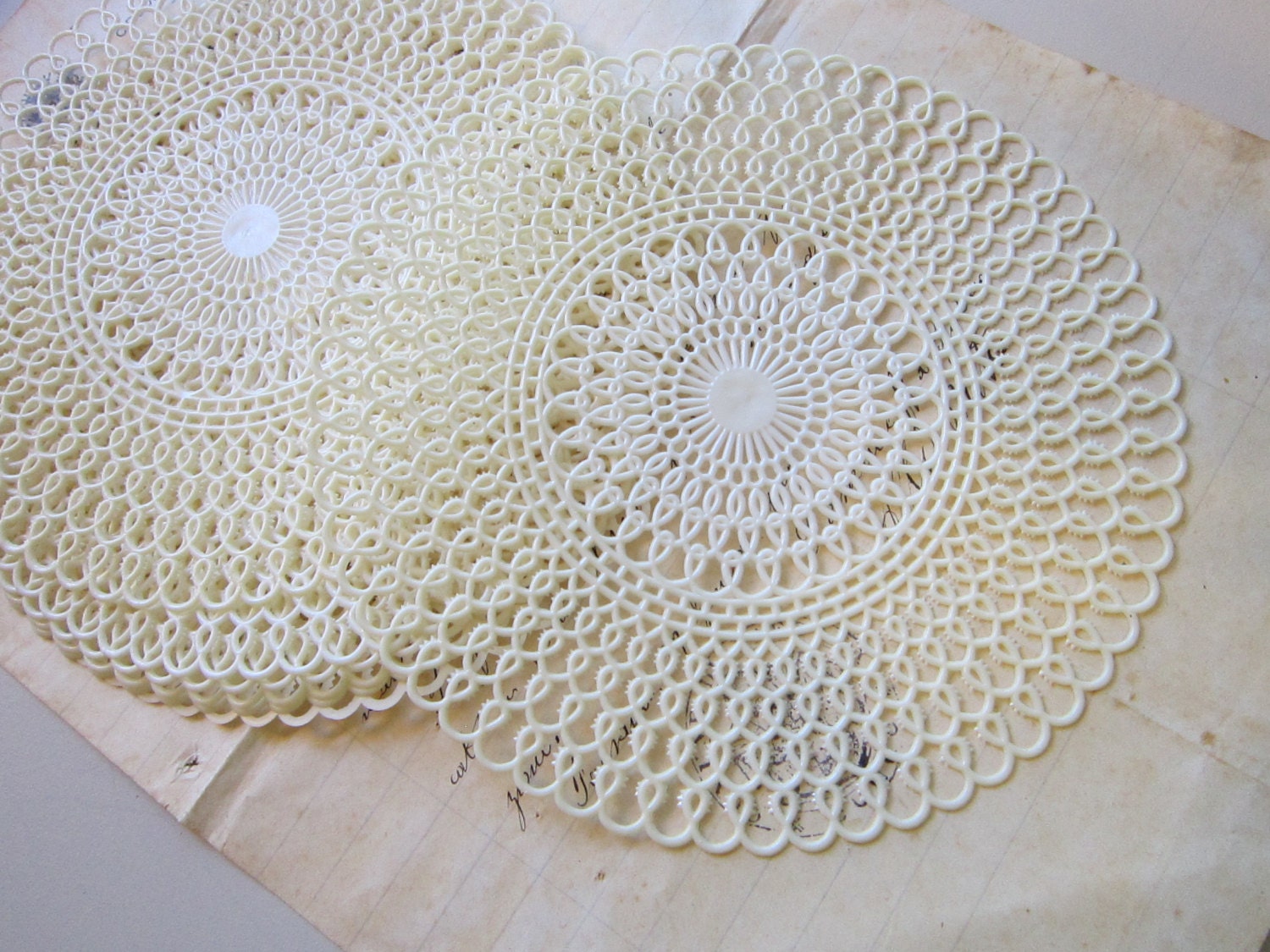 7 vintage plastic doilies 6 inches Haute Juice