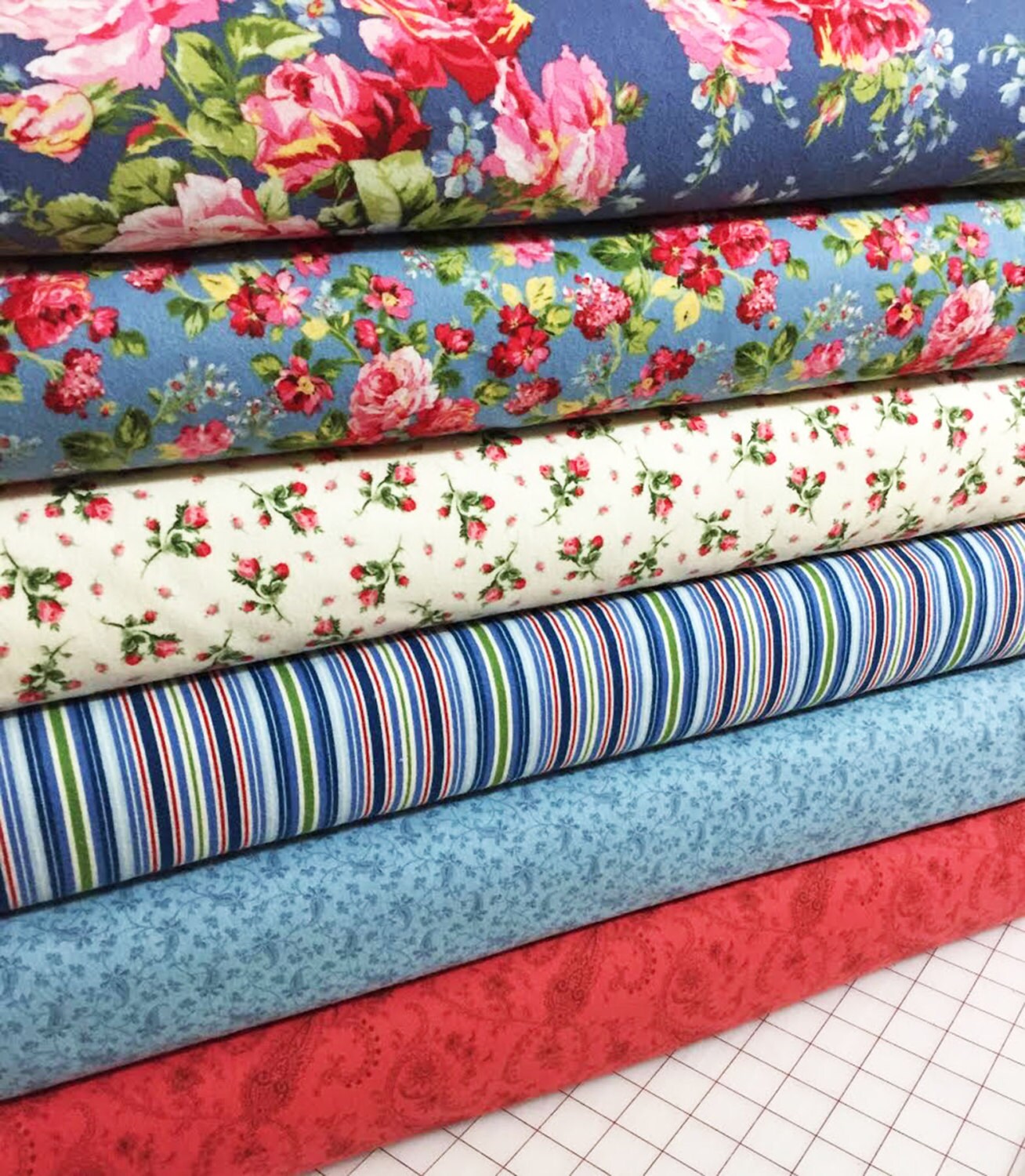 6 shabby roses quilt fabric flannel fat quarters american 6 shabby roses quilt fabric flannel fat quarters american