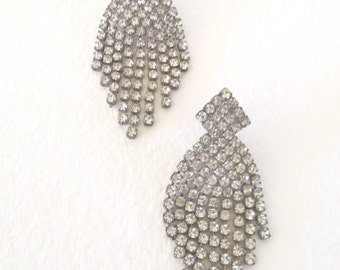 Rhinestone waterfall post earrings, ConMisManosVintage