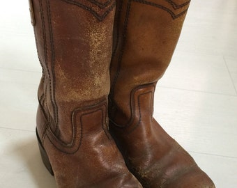 SALE! 1970s Distressed Leather Campus Boots Women's Size 9