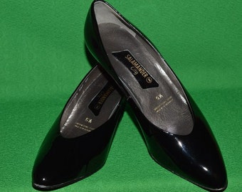 Vintage Shoes Women's SALAMANDER CITY Black Patent Leather Shoes 1980s