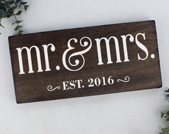 Mr and Mrs Sign Wedding Gift Mr and Mrs Table Sign Wedding Gift Ideas Bridal Shower Gift Ideas Gift for Wife Anniversary Gift