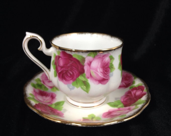 Royal Albert Bone China Tea Cup Saucer Old English Roses, Vintage English Tea Set, Gift For Her, Gift For Christmas