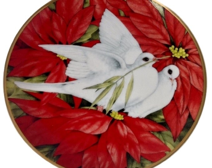 Vintage Christmas Doves Plate, Franklin Mint, Red Poinsettia Flowers, Christmas Plate,American Lung Assoc. - Christmas Decor - Vintage