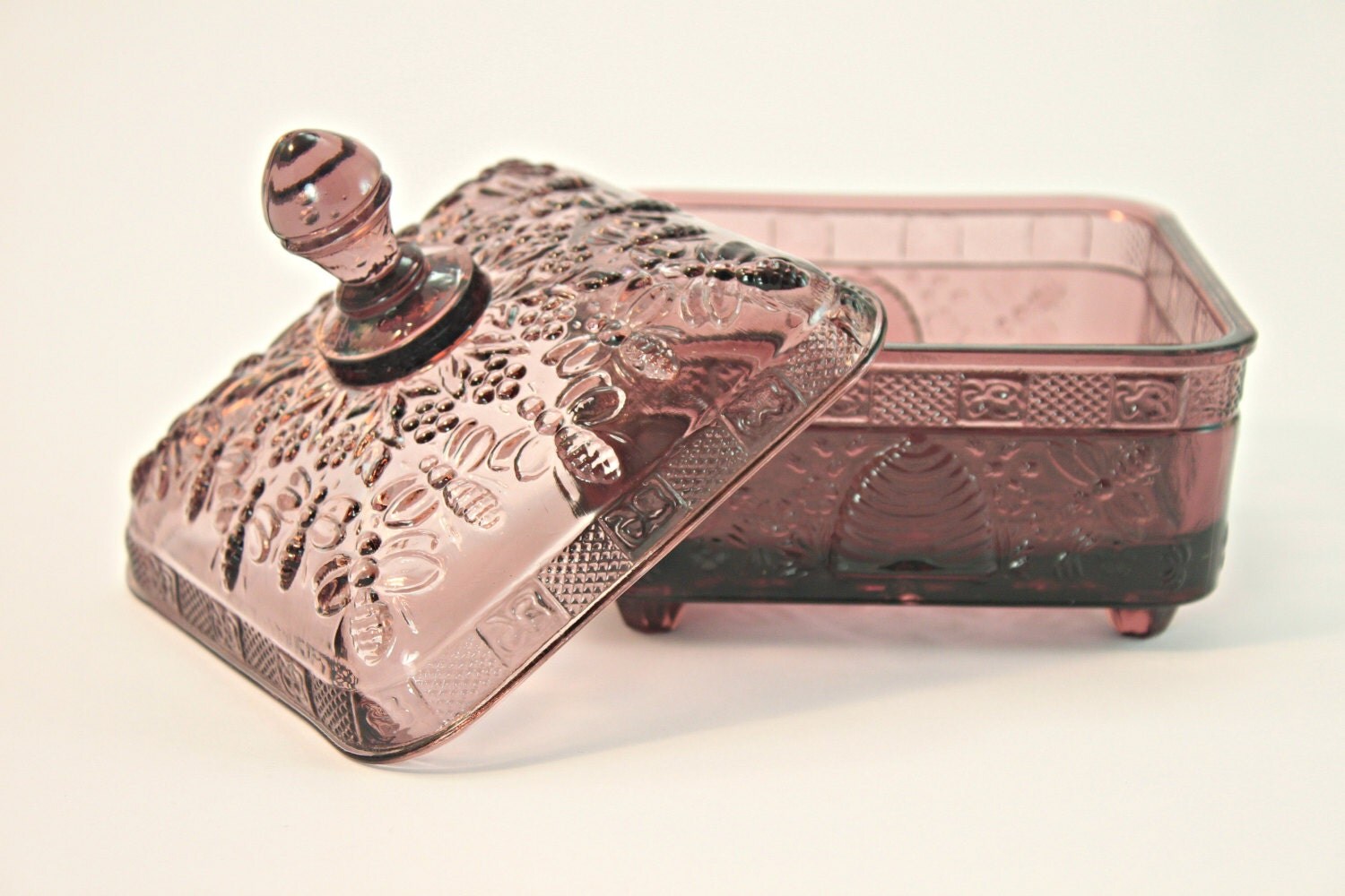 Honey Bee Candy Dish Tiara Amethyst Honey Bee Lidded Dish