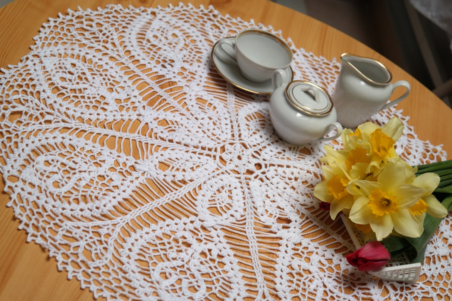 crochet doily doily wedding table decor table by emymade on Etsy