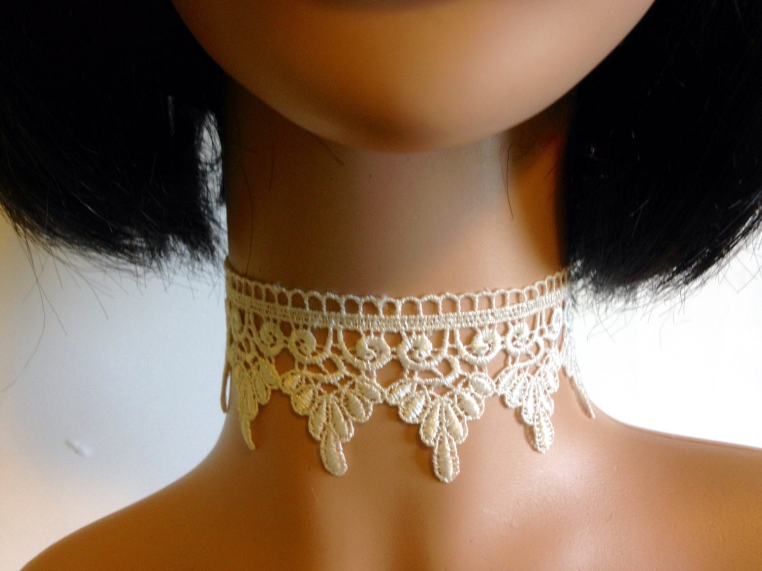 Ivory Lace Choker Necklace with Key Charm Retro 90s choker