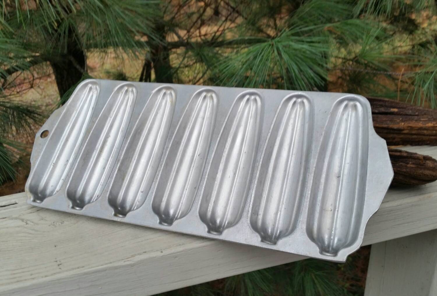 Cast Aluminum Corn Bread Pan Wearever No 2797 Made in USA