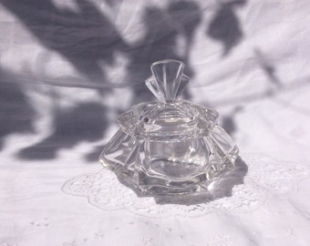 Crystal Art Deco caske