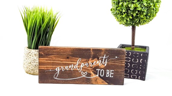 pregnancy-announcement-gift-ideas-popsugar-moms