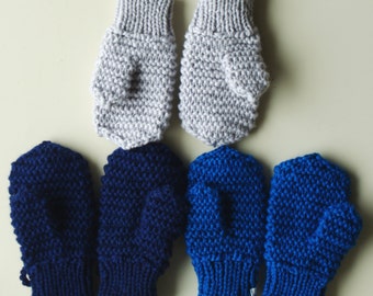 Merino Wool mittens for toddler/ children. Hand Knit Accessory for boys/ girls, Blue mittens with string. More colors. Size 1-3-6-10 years