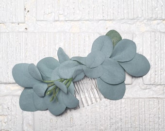 White Garden Rose Hair white garden rose hair comb / bridal hair piece / bridesmaid White Garden Rose Hair white garden rose hair comb / bridal hair piece / bridesmaid