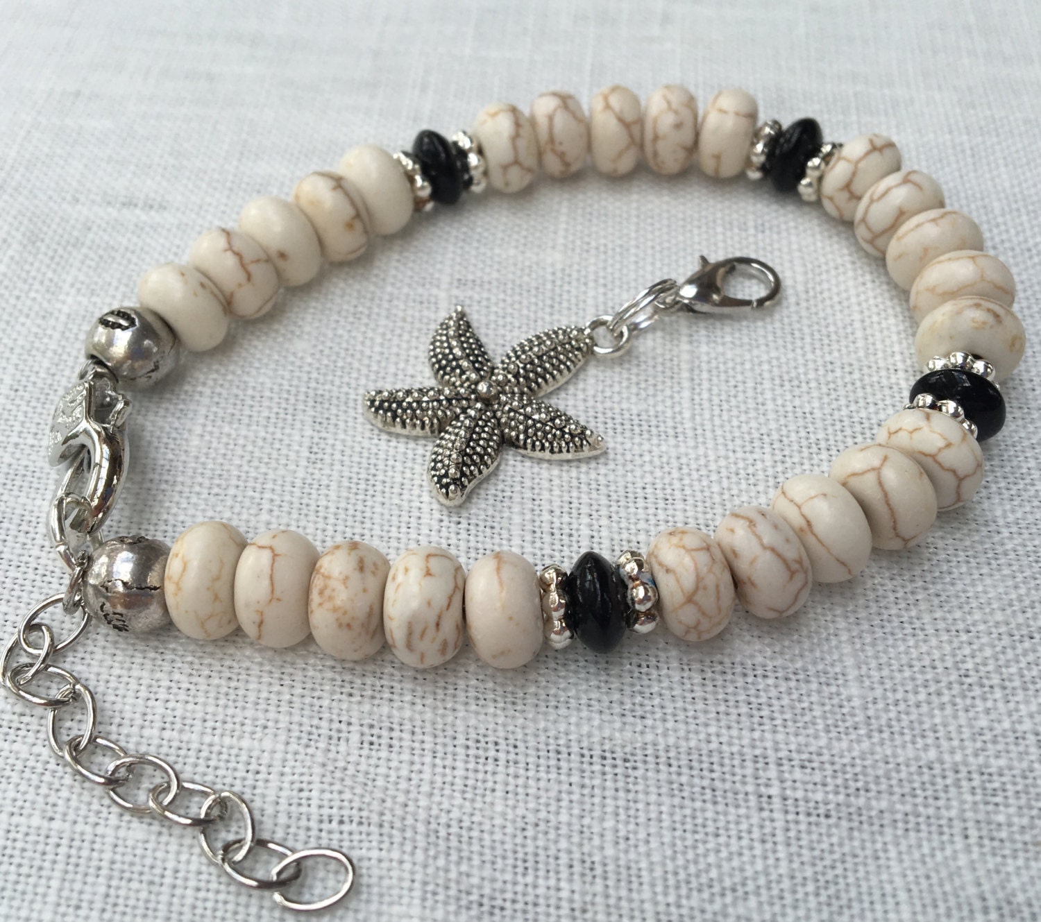 Weight Watchers Tracking Charm Bracelet cream colored beads