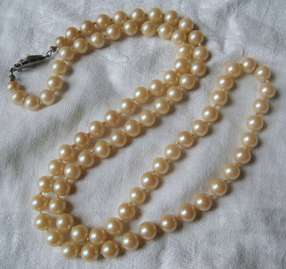 Opera Length 30 Pearl Necklace Vintage Hand Knotted