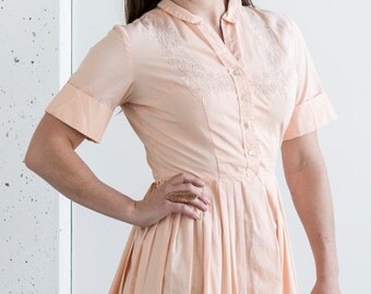 1960's Peach Pleated Day Dress