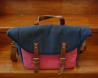 Modern Design Canvas Messenger Bag - Unisex - Navy blue & Pink - SALE!
