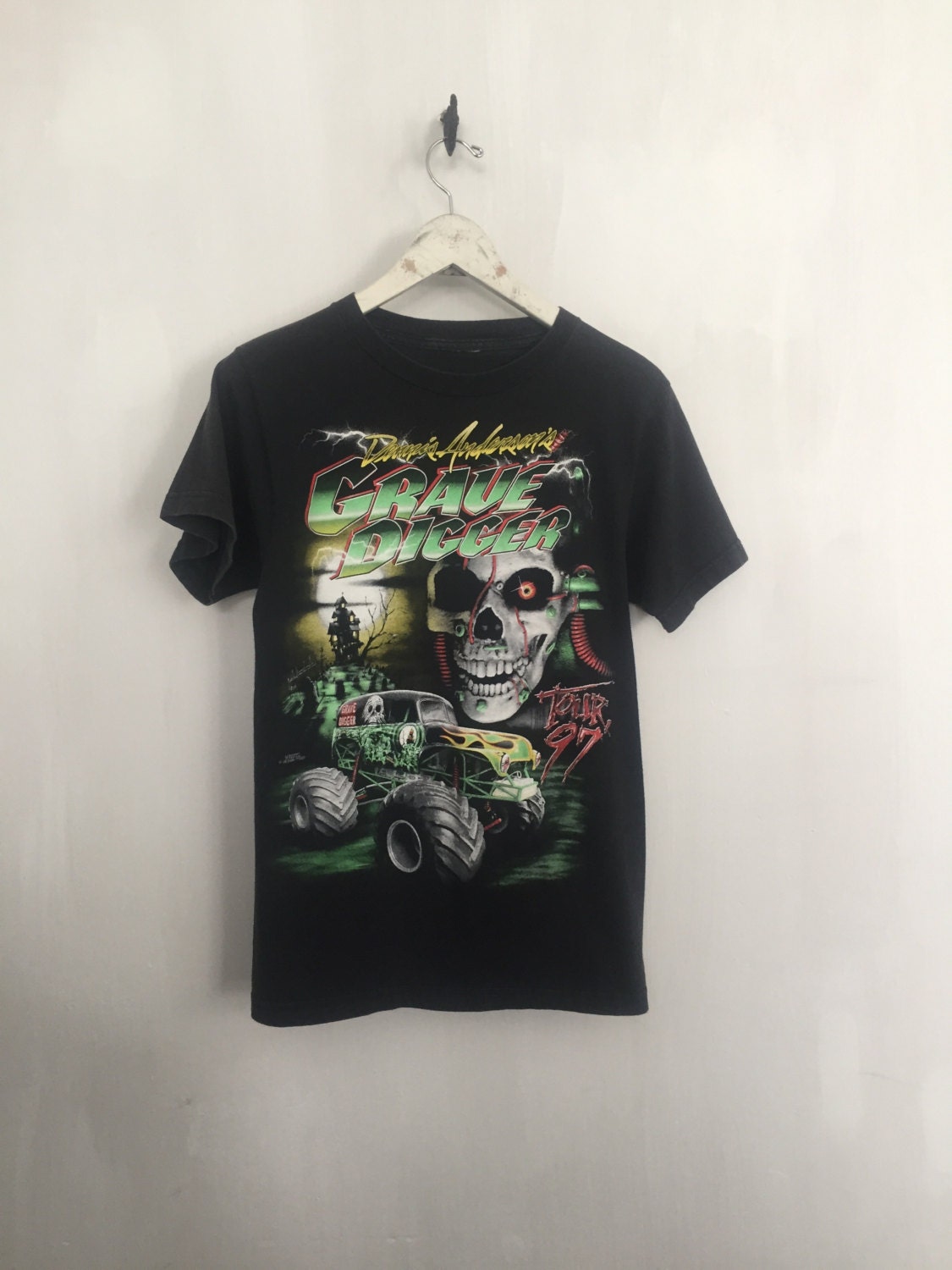 t shirt grave digger