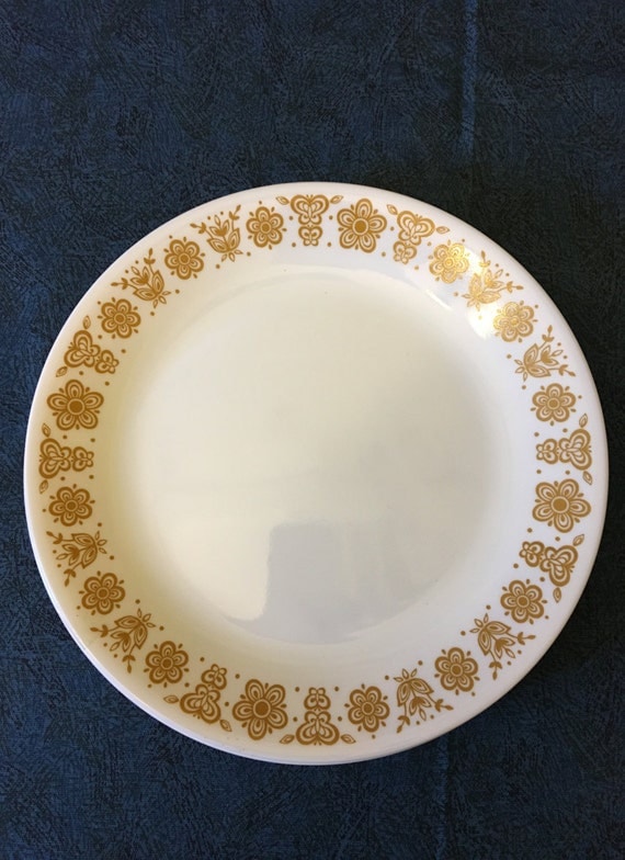 Vintage Corelle Dinnerware Plates Butterfly Gold Set of 4