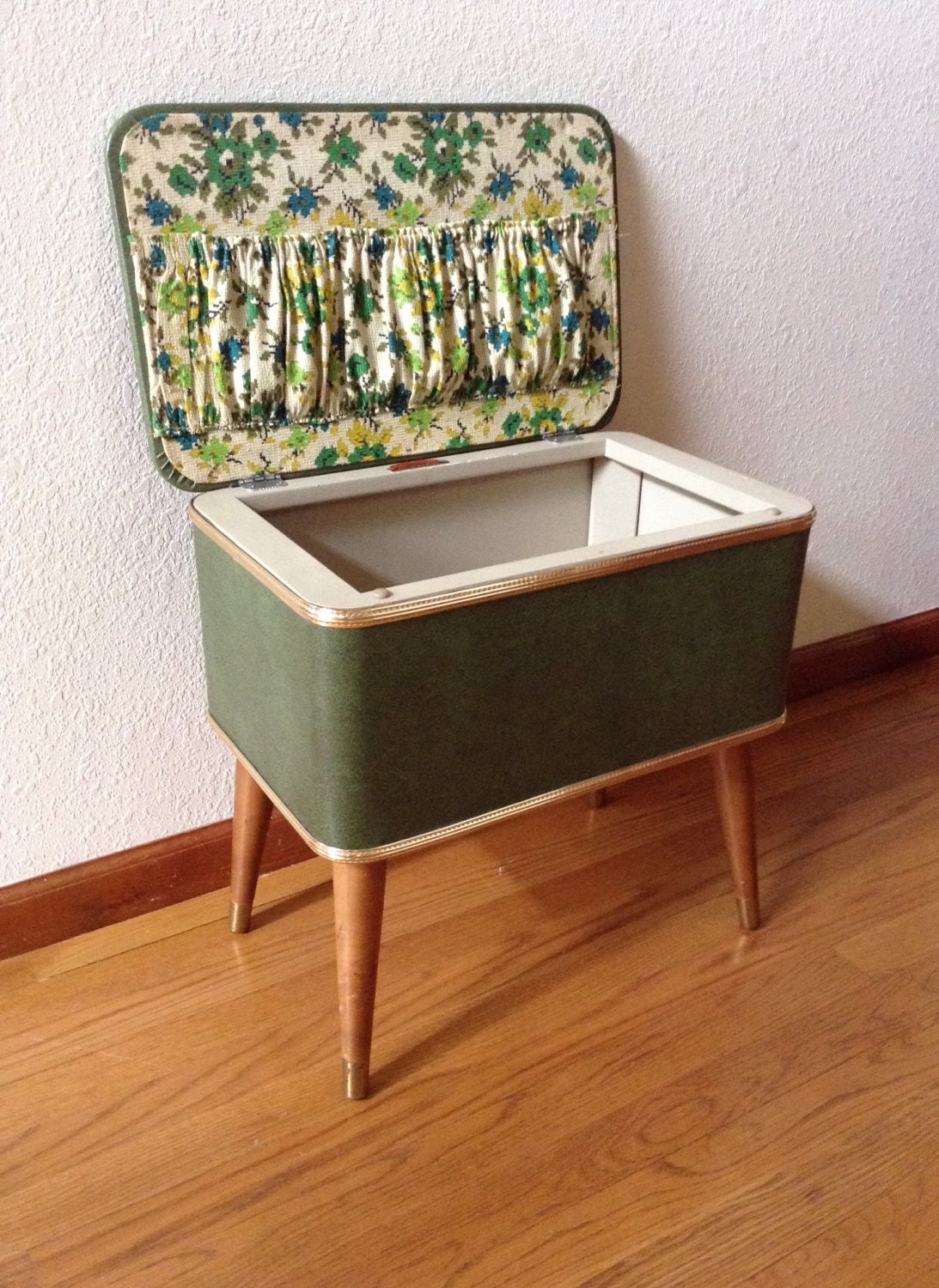 Vintage Sewing Bench Sewing Basket Mid Century Modern Sewing