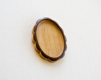 Two tone No laser light large hardwood tray - Walnut and Maple - 32 x 45 mm - (D6c-MpW)
