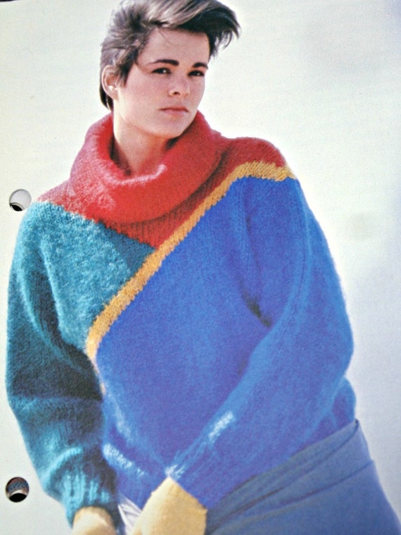 Sweater Knitting Pattern Cowl Neck Color Block 1980s Women