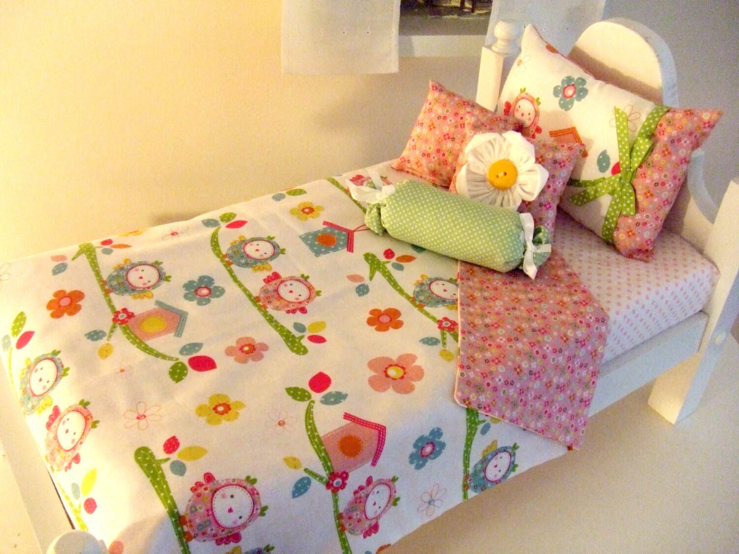 Girl Doll Bedding for 18 in Doll 5pc Decorative Pillows n