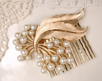 Gold Leaf Pearl Bridal Hair Comb, True Vintage TRIFARI Brooch Brushed Rose Gold Wedding Headpiece, Keepsake Hair piece, Rustic Chic Country