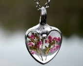 Real Flower Jewelry, Pink Heather Necklace, Glass Heart Jewelry, Real Flower Charm, Real Heather (2495) Real Flower Jewelry, Pink Heather Necklace, Glass Heart Jewelry, Real Flower Charm, Real Heather (2495)