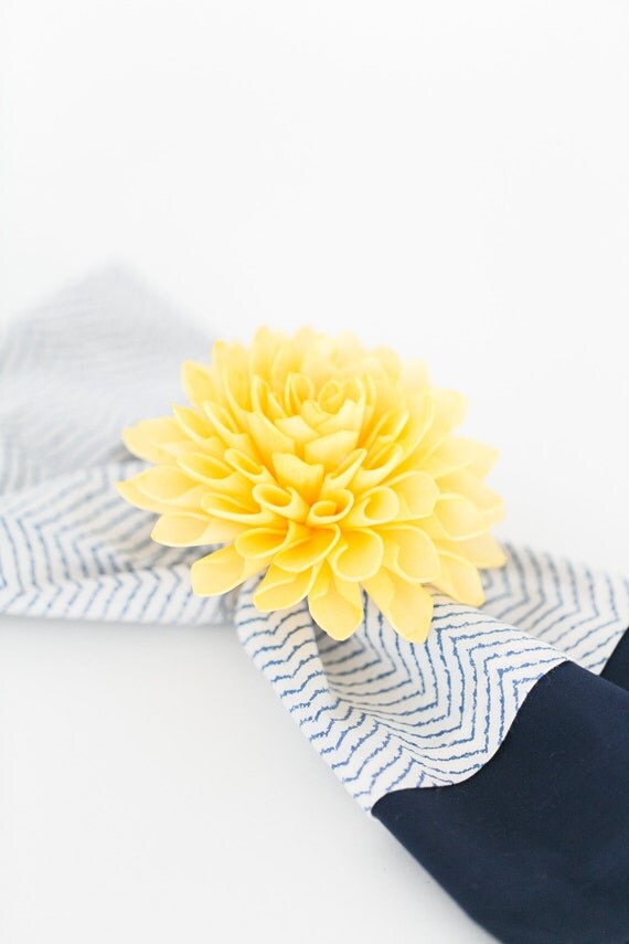 4 Sunshine Yellow Napkin Ring Holders Wooden Flower Napkin