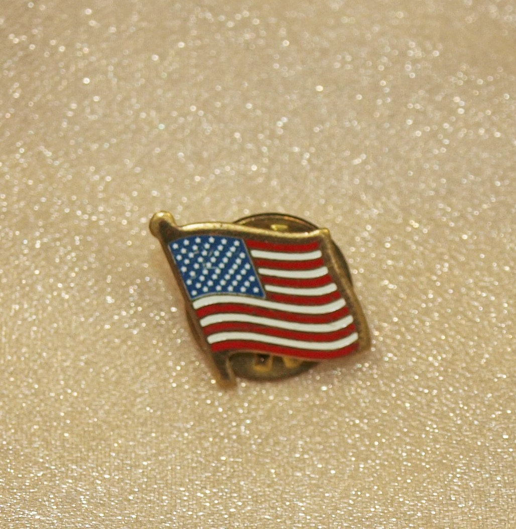 American flag tack pins lapel pins set of 2 vintage