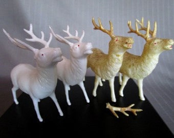 Vintage Christmas Reindeer Celluloid Plastic Set of 4 Reindeer 2 White Plastic Deer 2 Ivory Glitter Reindeer Retro Holiday Santa Stag Deer