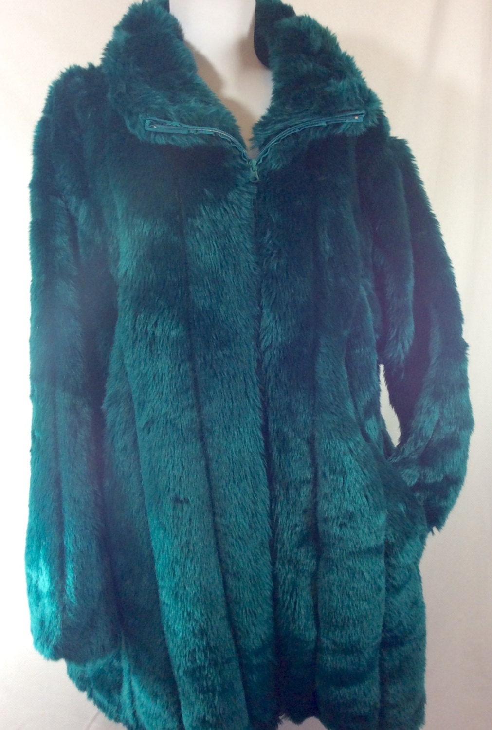 Womens Vintage Teal Faux Fur Coat with Zipper and Side Pockets size XL ...
