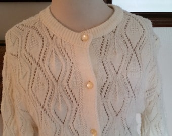 Simple Vintage Cream Knit Sweater/Cardigan