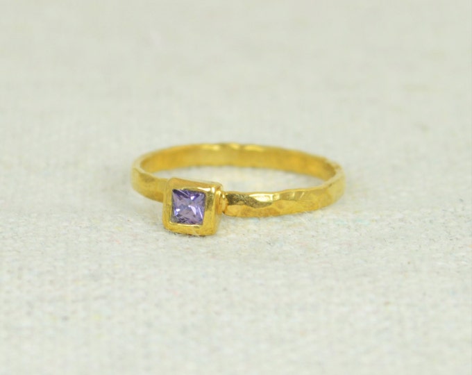 Square Amethyst Ring, Amethyst Solitaire, Gold Filled Amethyst Ring, February Birthstone, Square Stone Mothers Ring, Gold Square Stone Ring