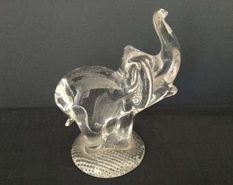 Vintage Glass Elephant Excellent condition