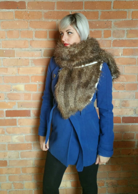 Faux fur scarf shawl wrap. Brown wolf faux fur. Rockabilly cover up, wedding bridesmaids shawl.